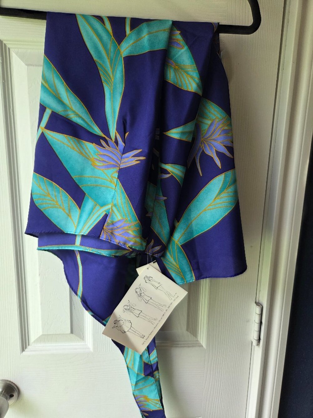 Hilo Hattie Pareau Convertible Dress Cover Up Tropical Floral One Size short NWT